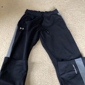 Under armor sweats